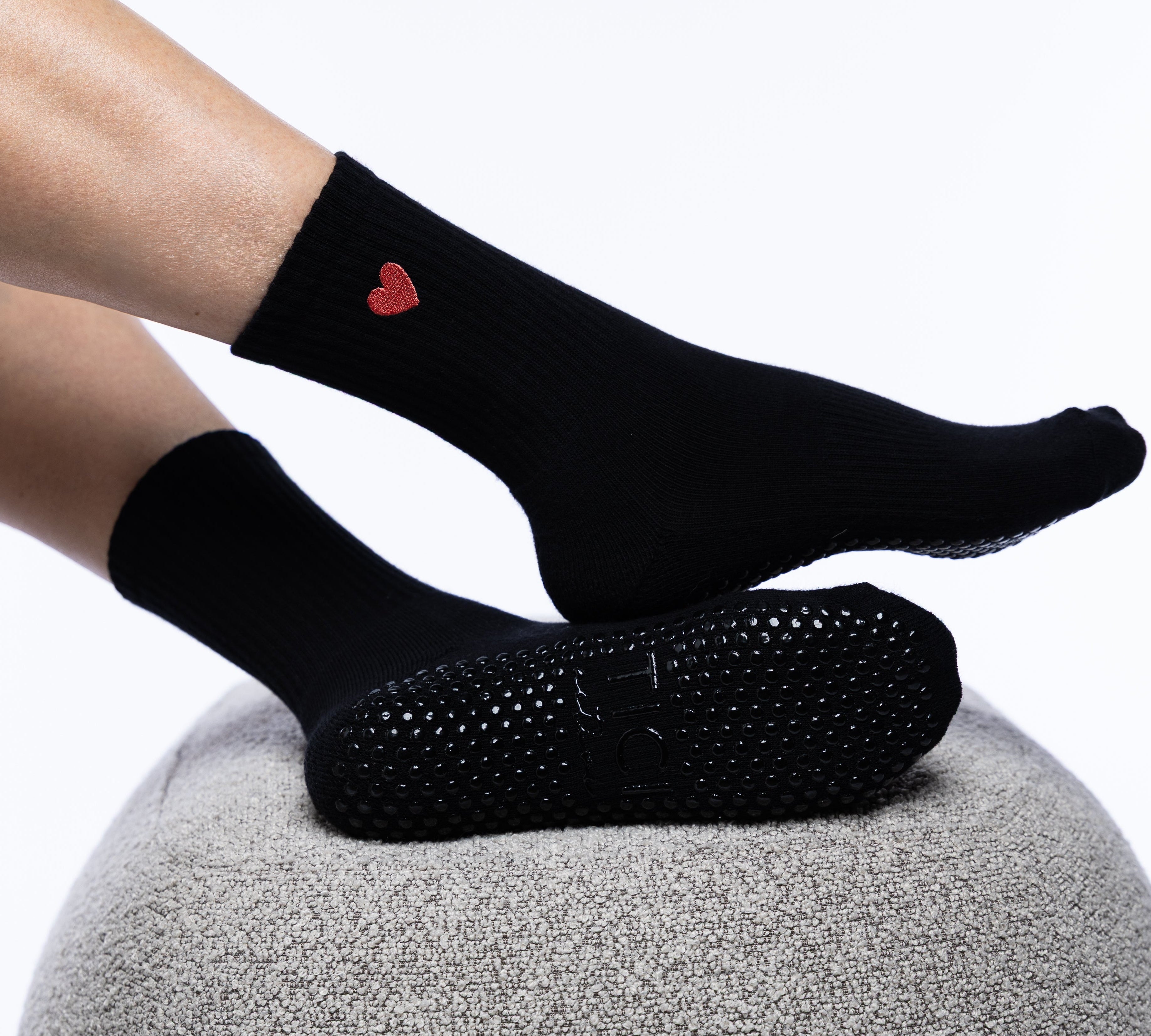 Pilates Grip Socks Are a Fashion Statement Now  (And Studios Are Paying Attention)