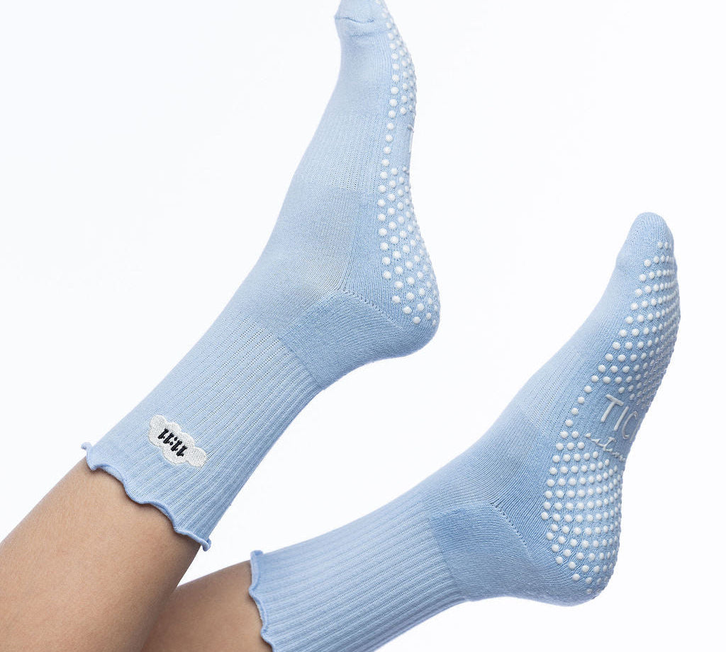Best Grip Socks for Pilates: What to Look For (Non-Slip, Comfortable, Studio-Ready)