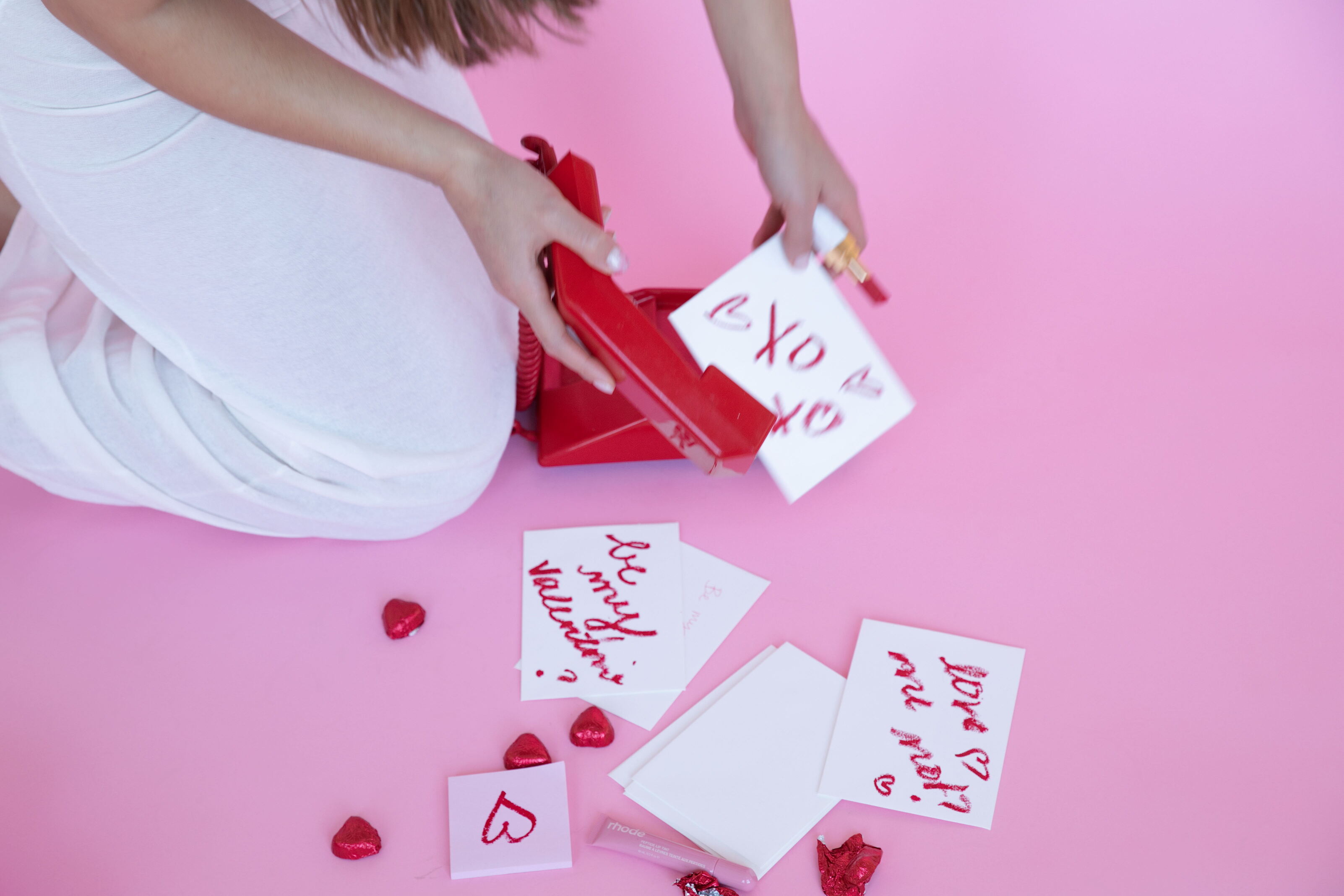 Fun Valentine’s Day Socks Are Coming: For the Jetsetter, the Lover, and the Unbothered